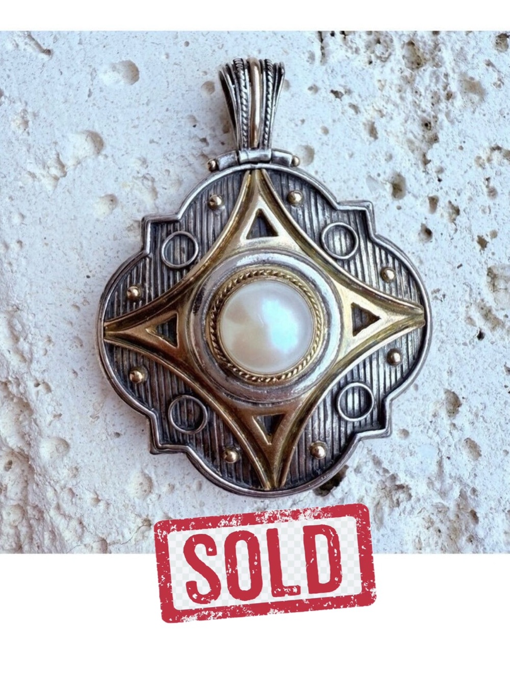 🎉Sold🎉 Gerochristo BIG 18k Gold & Sterling Silver Mabe Pearl Large Pendant